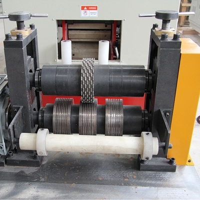 Ατσάλι 250kw 380v 50hz Προφίλ πλαστικά δοχεία Pvc φύλλο extruder μηχανή για την παραγωγή