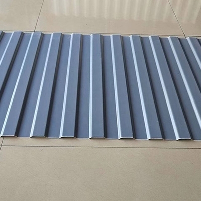 Παραγωγή πλαστικών προϊόντων προφίλ PVC γραμμή ακροβολίας από εξατομικευμένο εργοστάσιο παραγωγής