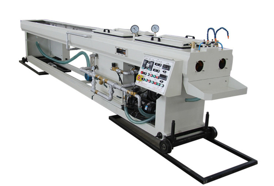 380V 50hz PVC γραμμή εξάντλησης σωλήνων για ομαλή και συνεπή παραγωγή σωλήνων 50-160