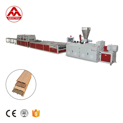 38CrMoALA υλικό βίδες 100kW WPC γραμμή ακροβολίας με βάση το PVC για πολλαπλές εφαρμογές