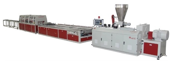 100-200kw κατανάλωση ενέργειας μηχανή εκτόξευσης κούφων φύλλων PVC με συντροφική κωνική δίδυμη βίδα